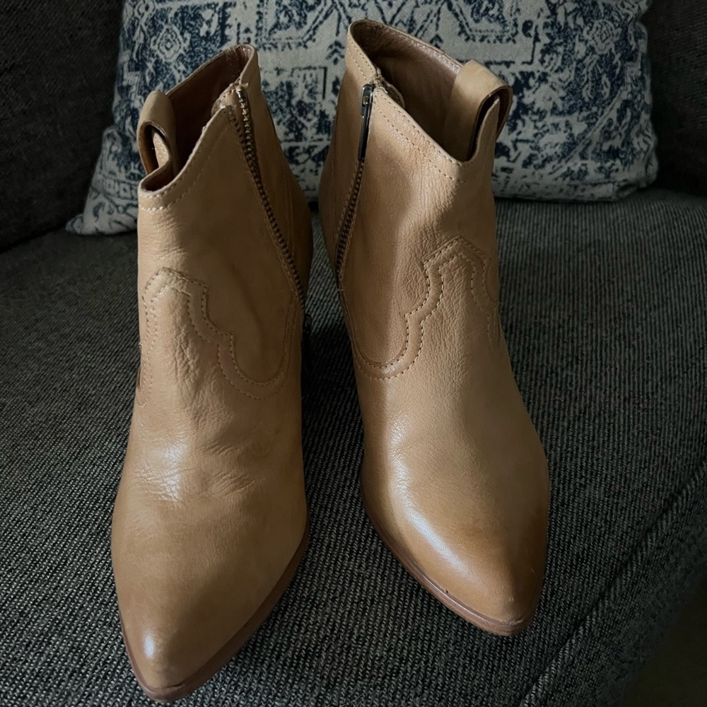 Frye Reina Shooties